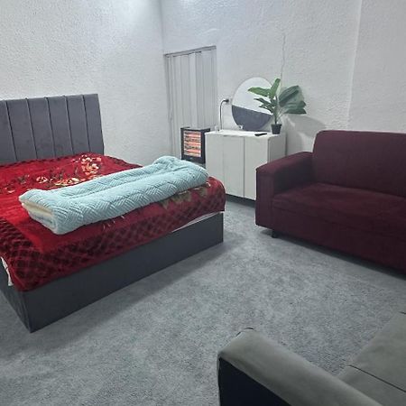 Ferienwohnung Furnished Studio With Private Entrance Irbid Exterior foto