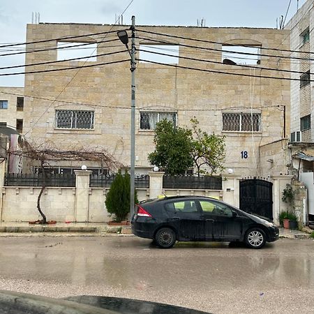 Ferienwohnung Furnished Studio With Private Entrance Irbid Exterior foto