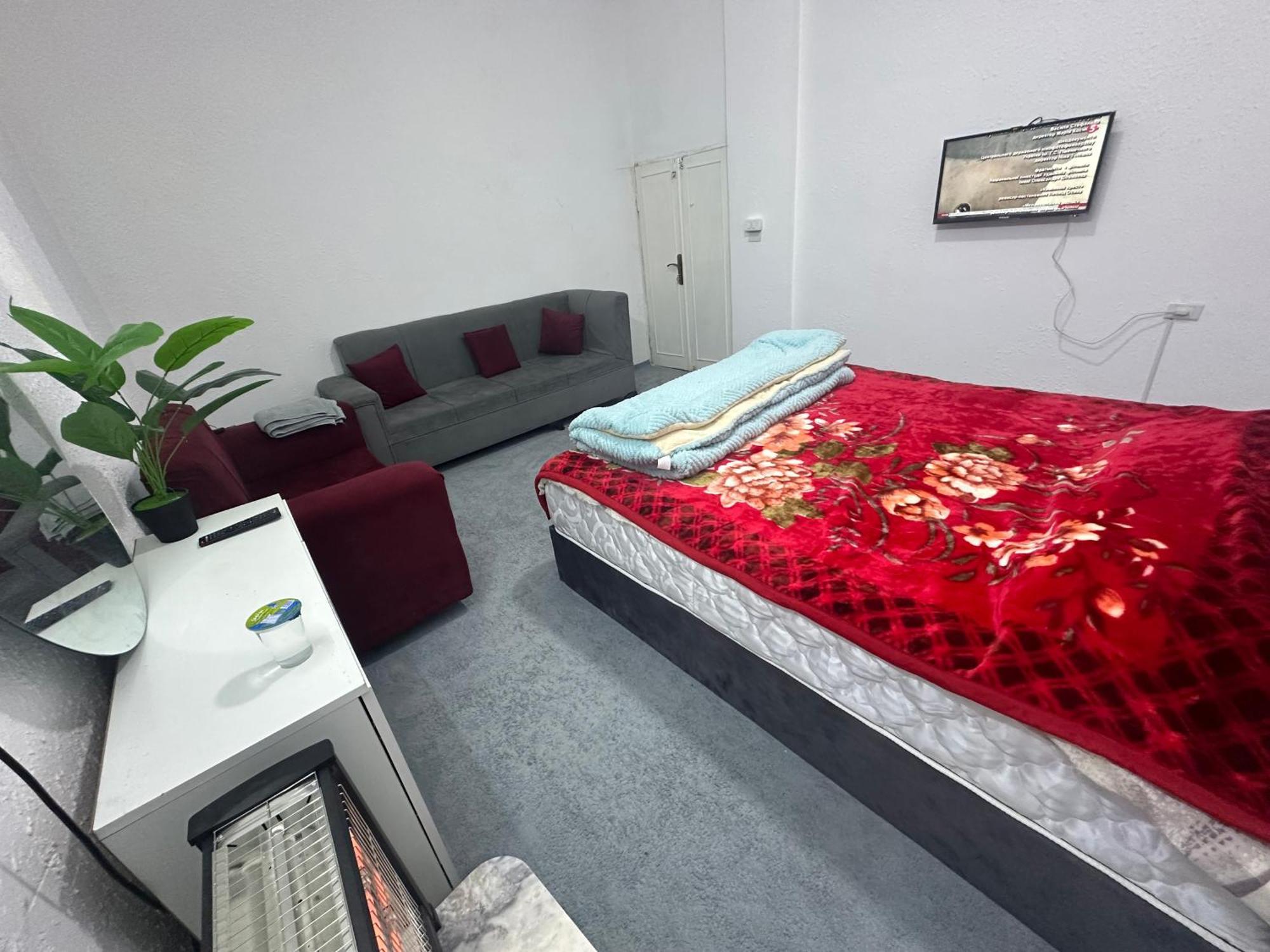 Ferienwohnung Furnished Studio With Private Entrance Irbid Exterior foto